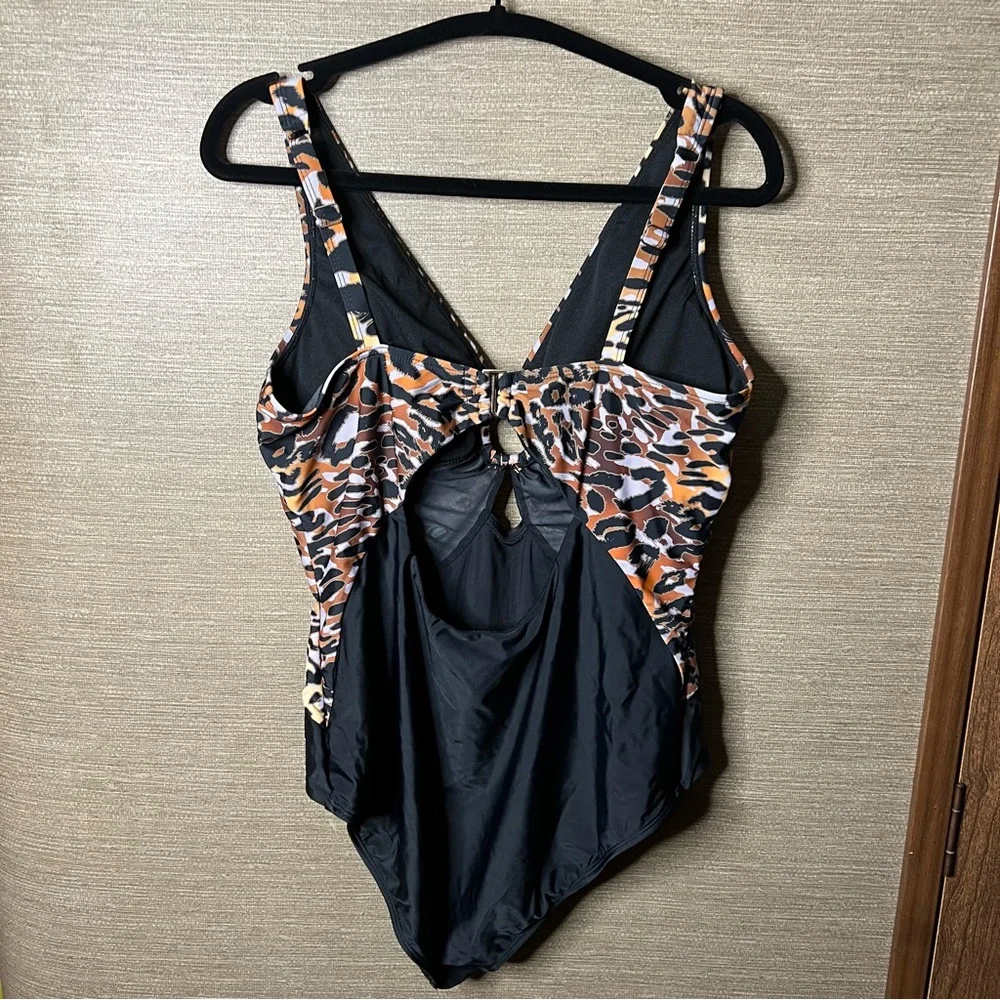 Swimsuits For All Women's Plus Size Center Ring Plunge One Piece Swimsuit XL